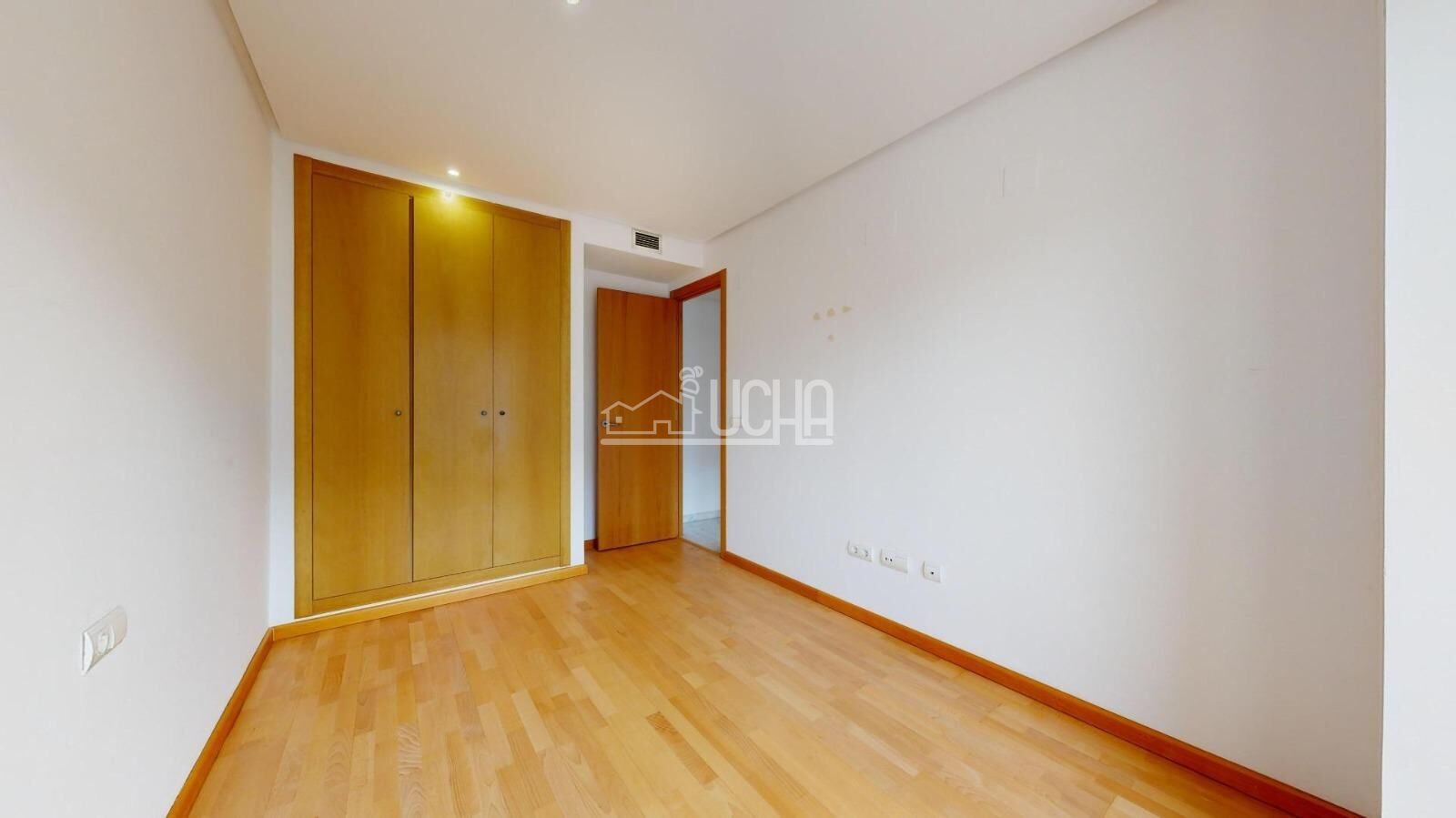 Piso en Valencia — 19