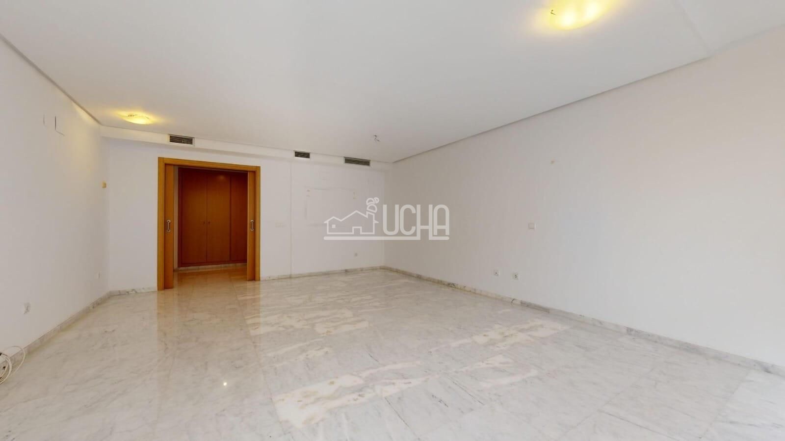 Piso en Valencia — 28