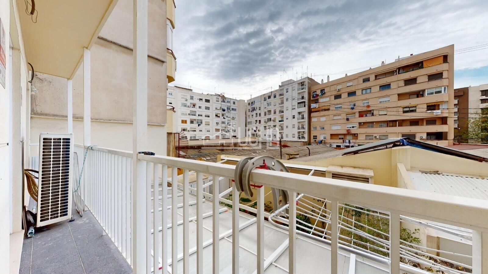 Piso en Valencia — 46